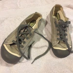Keen shoes 7